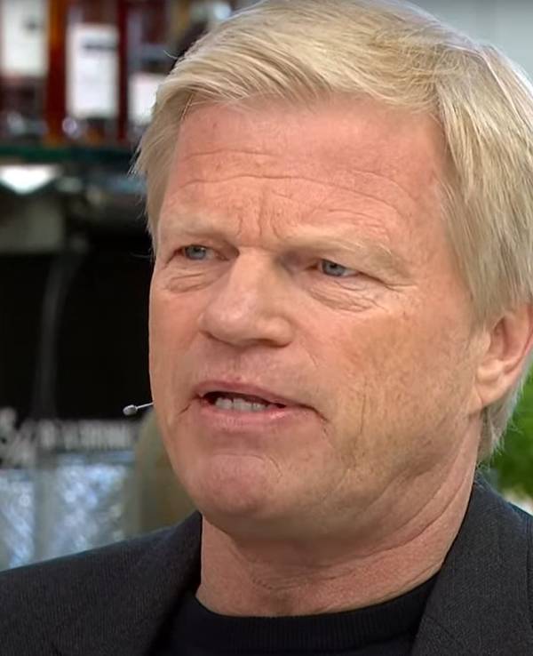 Oliver Kahn spricht im Sport1-Doppelpass.