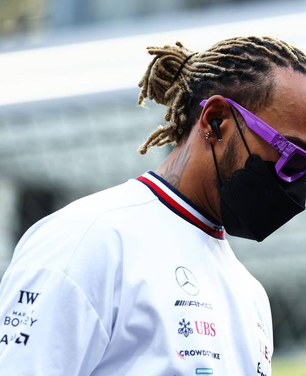 Formel-1-Star Lewis Hamilton (hier am 27. März 2022) zählt aktuell nicht mehr zu den WM-Favoriten.