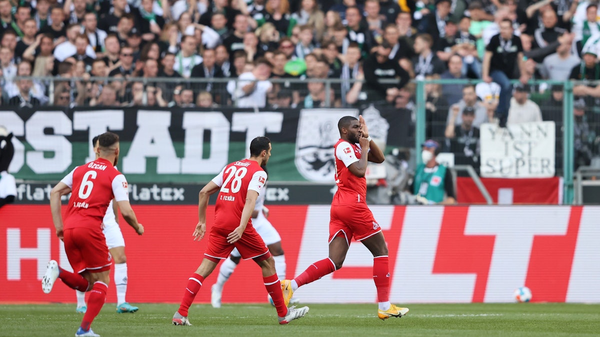 Anthony Modeste trifft für den 1. FC Köln gegen Borussia Mönchengladbach.