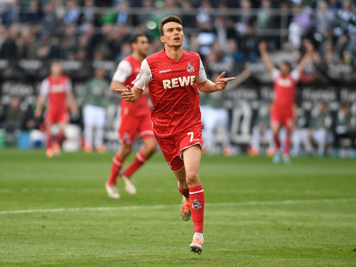 Dejan Ljubicic jubelt für den 1. FC Köln gegen Borussia Mönchengladbach.