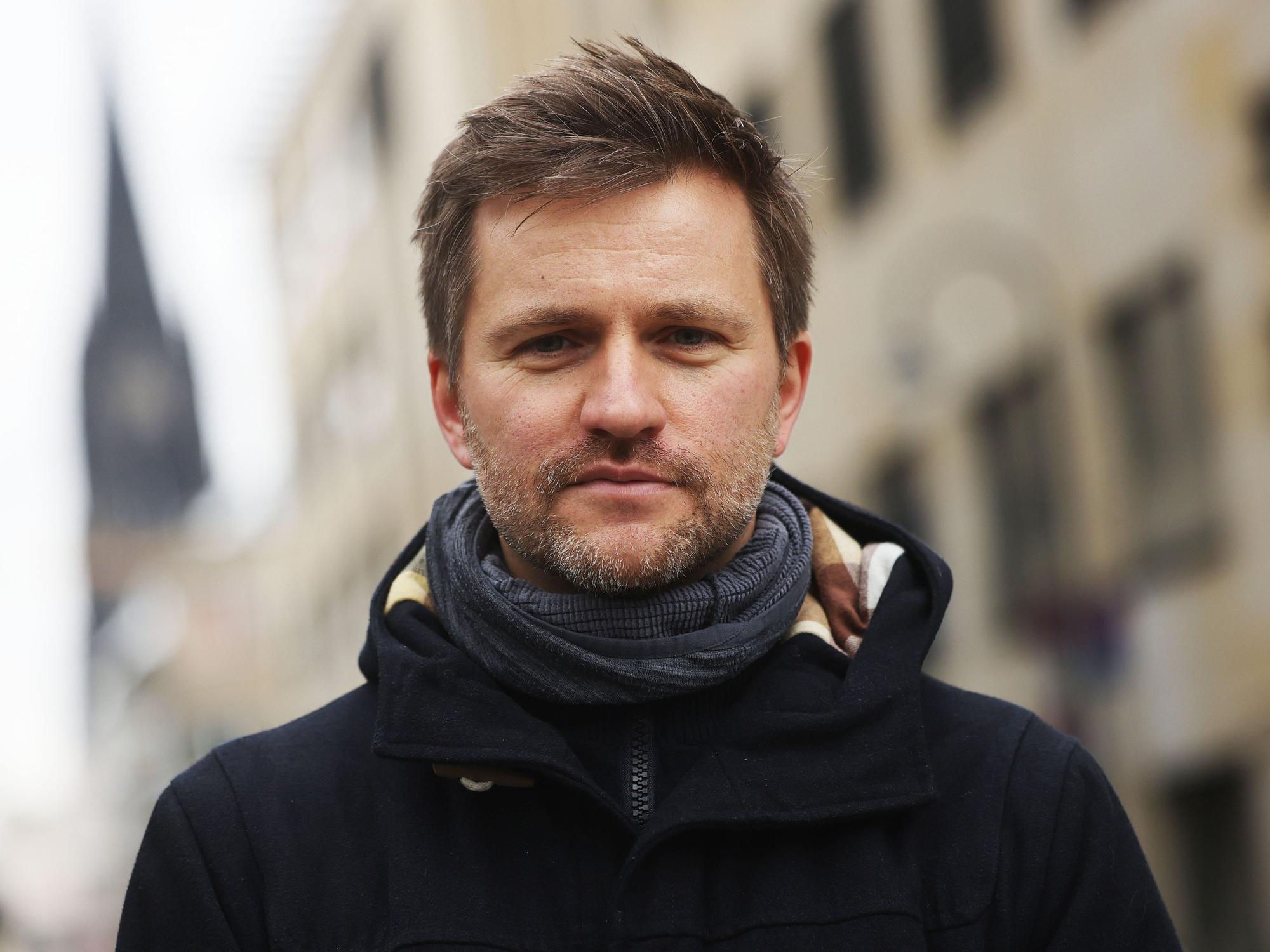 Fußgängerbeauftragter Nico Rathmann ist am 8. April 2022 in Köln unterwegs.