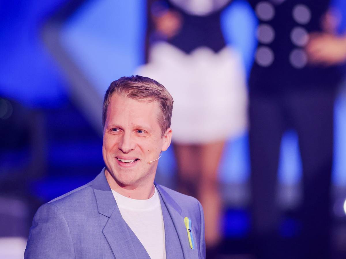 Oliver Pocher, Moderator, steht in der RTL-Tanzshow "Let's Dance" im Coloneum.