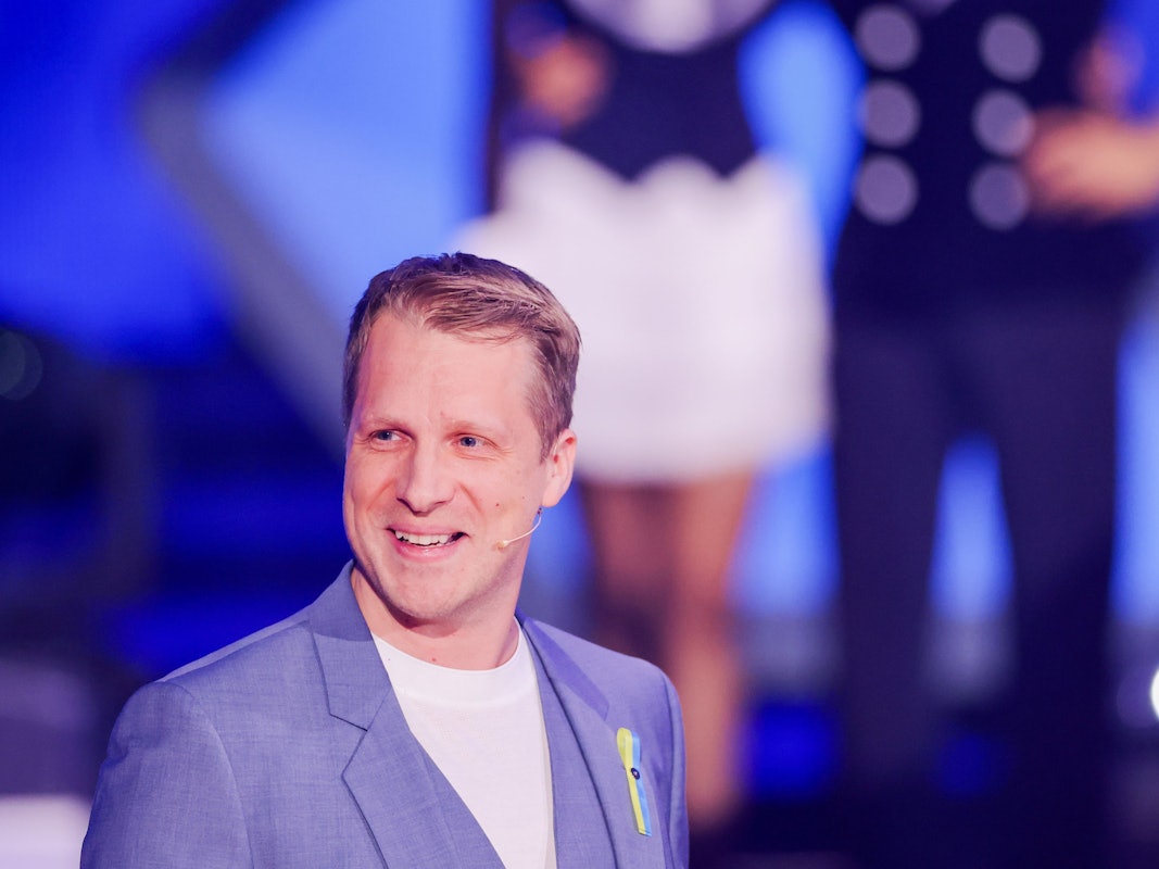 Oliver Pocher, Moderator, steht in der RTL-Tanzshow "Let's Dance" im Coloneum.