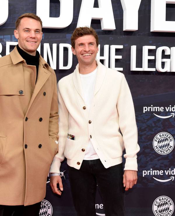 Manuel Neuer und Thomas Müller bei der Premiere in der Astor Film Lounge im Arri Kino in München.