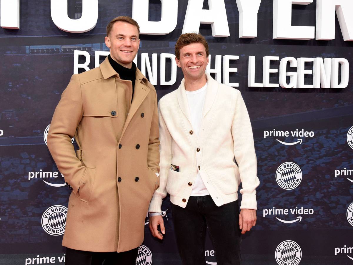 Manuel Neuer und Thomas Müller bei der Premiere in der Astor Film Lounge im Arri Kino in München.