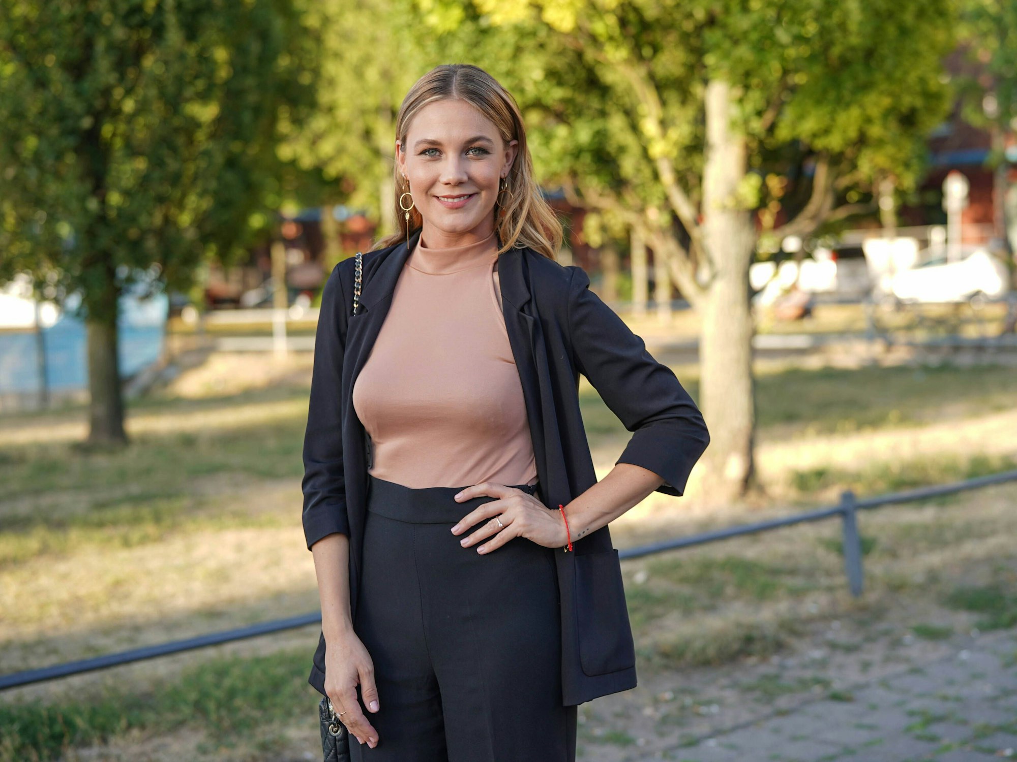 Alina Merkau während der Fashion Week Berlin (Mercedes-Benz Fashion Week) im Tempodrom in Berlin.