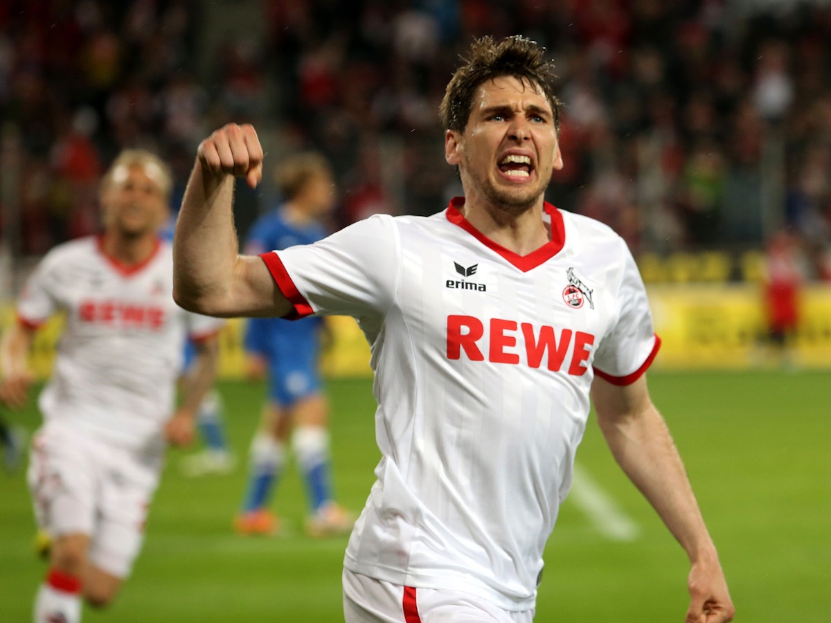 Patrick Helmes jubelt nach seinem Tor gegen den VFL Bochum.