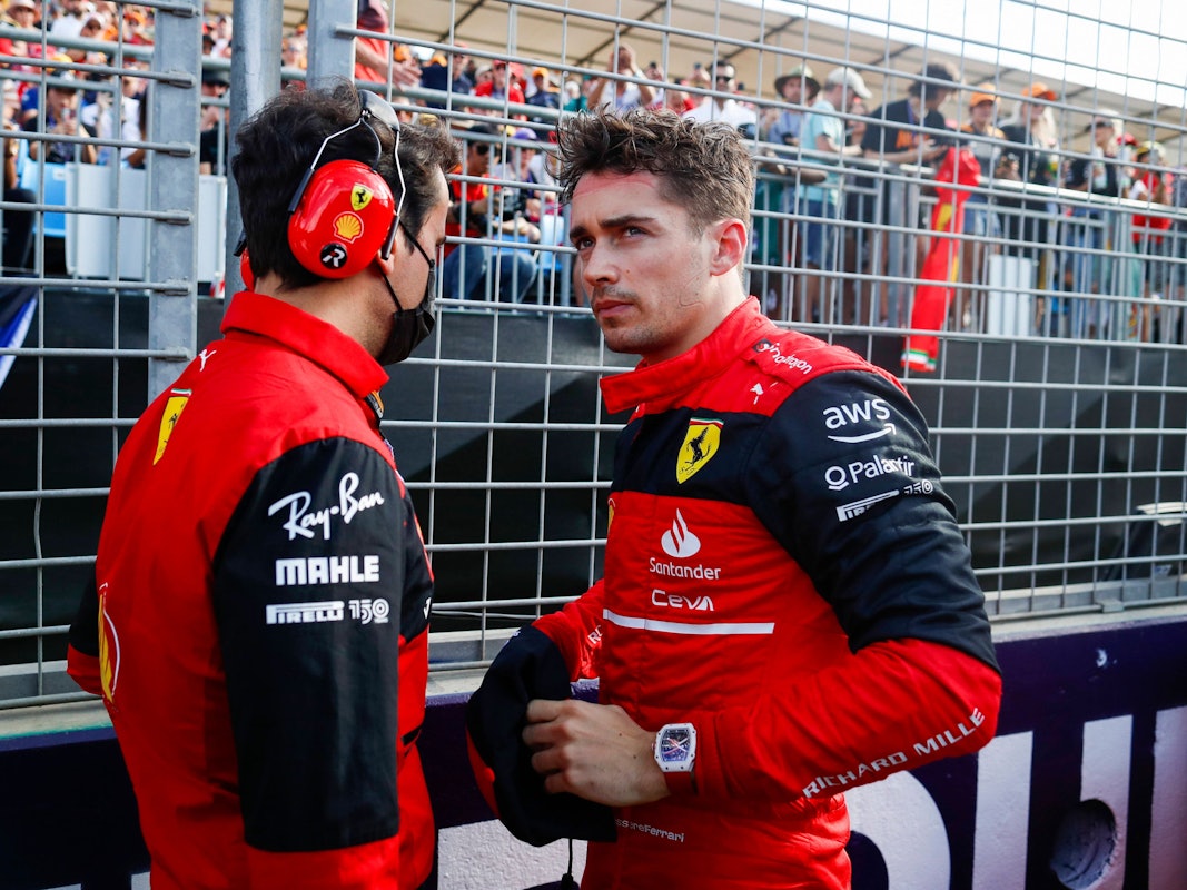 Die Uhr stets am Handgelenk: Leclerc zeigt sich auch noch kurz vor dem Rennen in Australien mit seinem teuren Schmuckstück.