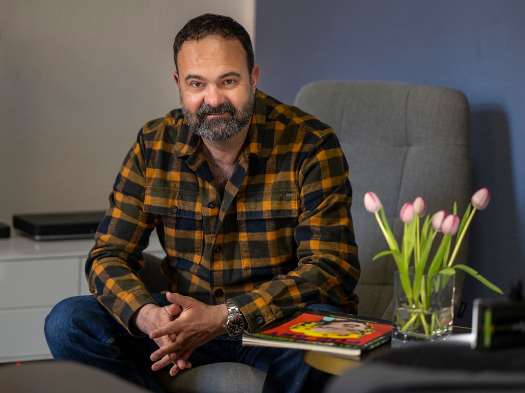 Schauspieler Tom Keune.