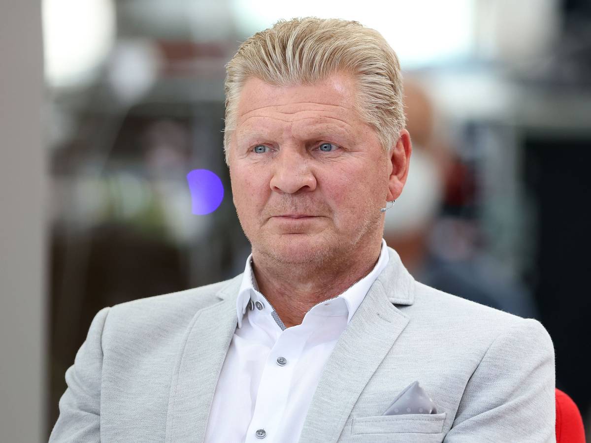 Ex-Fußballer Stefan Effenberg beim Stahlwerk Doppelpass.