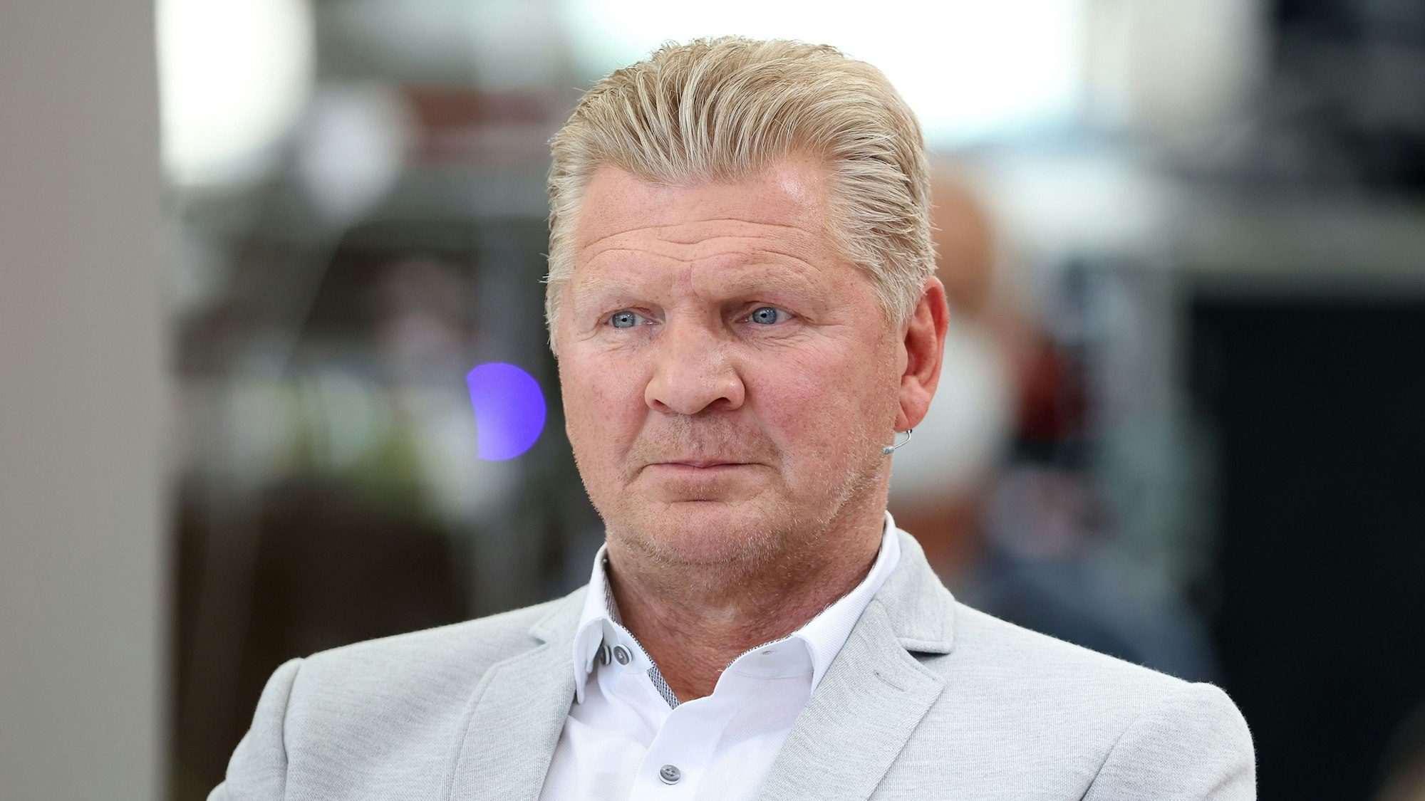 Ex-Fußballer Stefan Effenberg beim Stahlwerk Doppelpass.