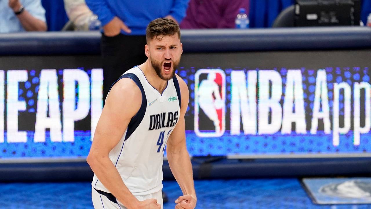 Basketball-Profi Maxi Kleber am Jubeln.