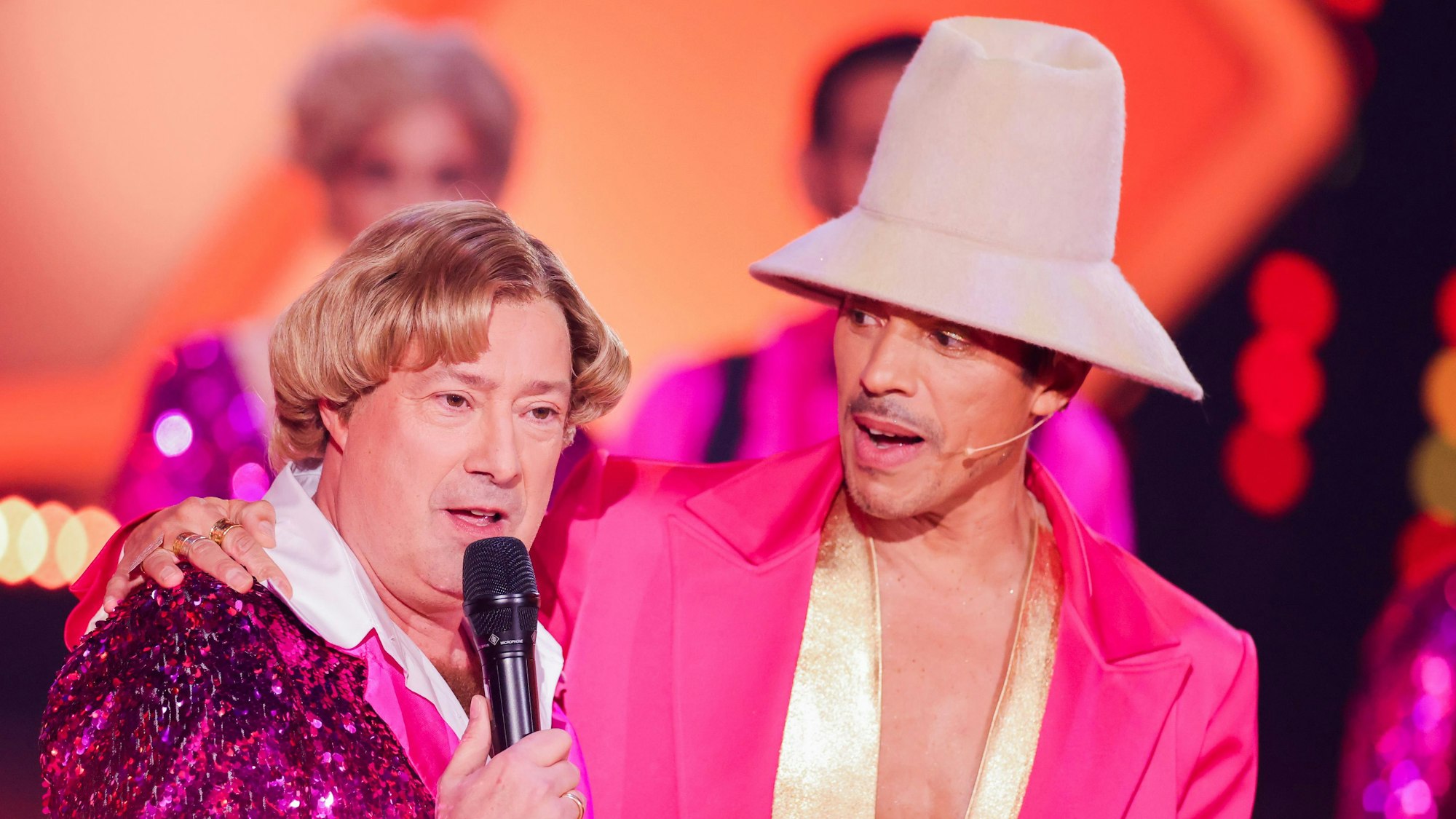 Die „Let's Dance“-Juroren Joachim Llambi (links) und Jorge Gonzalez in der RTL-Show vom 8. April 2022.