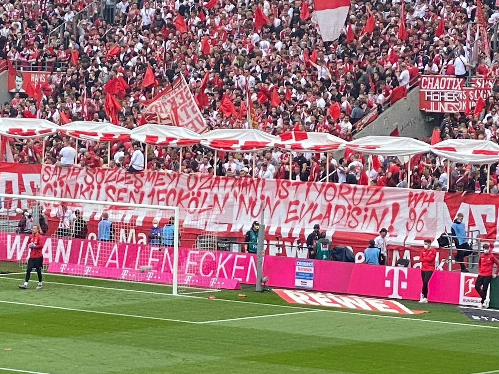 FC-Ultras richten Botschaft an Salih Özcan.