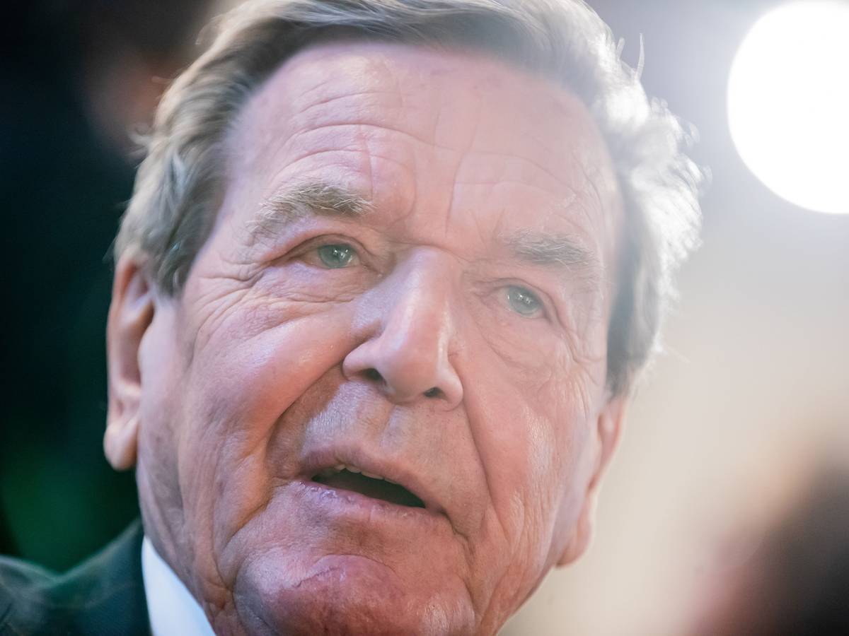 Altkanzler Gerhard Schröder hat der „New York Times“ ein Interview gegeben. Das Bild zeigt Gerhard Schröder am 9. Dezember 2021.