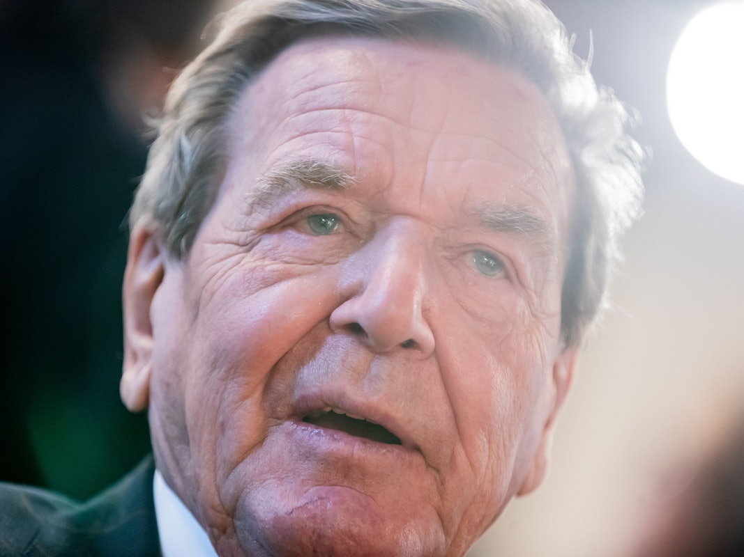 Altkanzler Gerhard Schröder hat der „New York Times“ ein Interview gegeben. Das Bild zeigt Gerhard Schröder am 9. Dezember 2021.