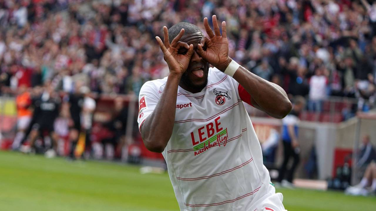 Anthony Modeste bejubelt sein Tor zum 2:1 gegen Arminia Bielefeld