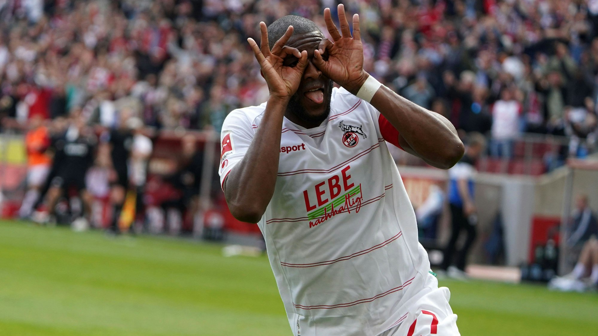 Anthony Modeste bejubelt sein Tor zum 2:1 gegen Arminia Bielefeld
