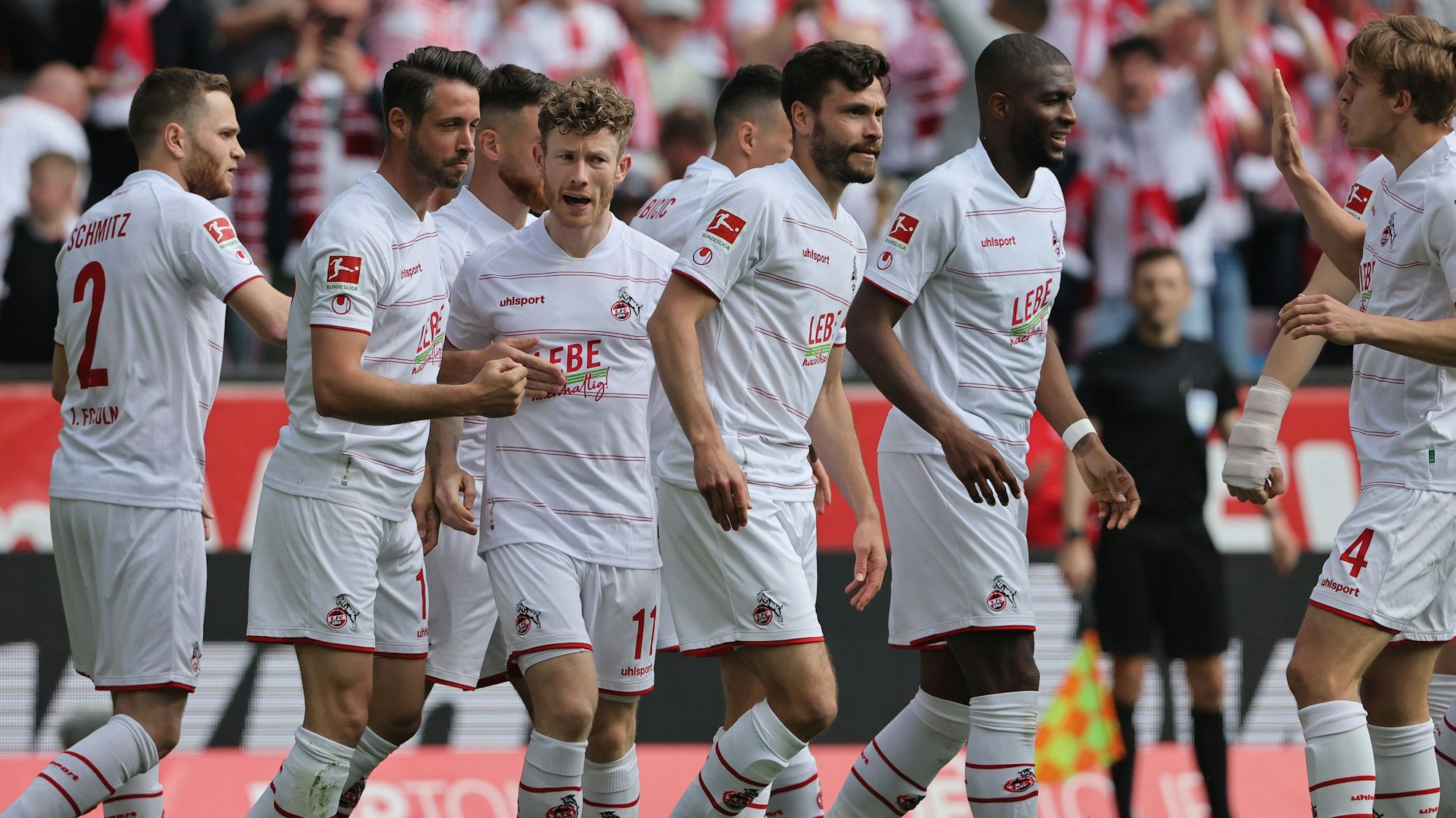 1.FC Köln vs. Arminia Bielefeld, 31. Spieltag, 23.04.2022, 15.30 Uhr, Jubel nach dem Tor zum 1:0 durch Mark Uth (1. FC Köln), Bild: Herbert Bucco