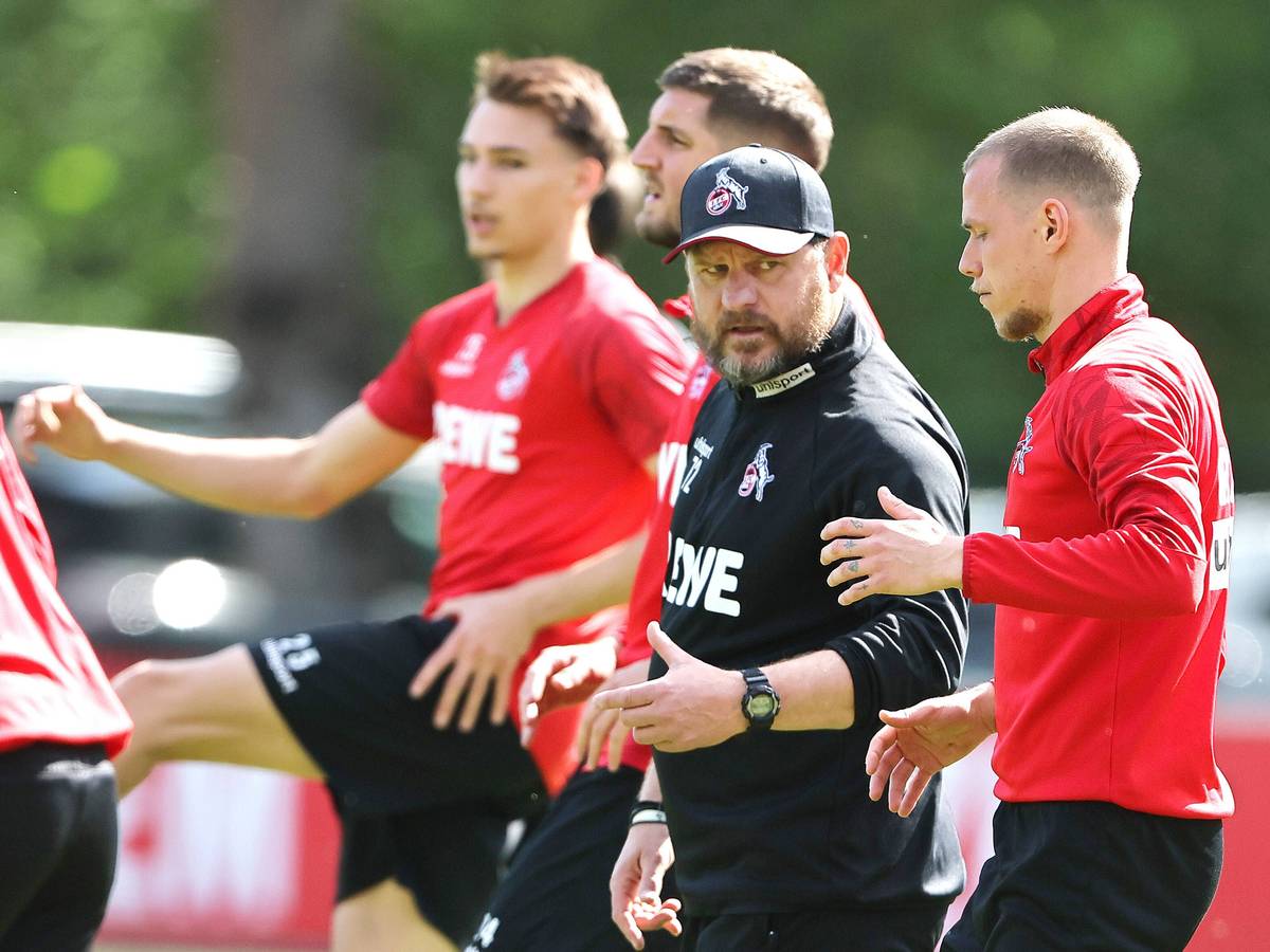 Ondrej Duda trainiert beim 1. FC Köln mit Steffen Baumgart.