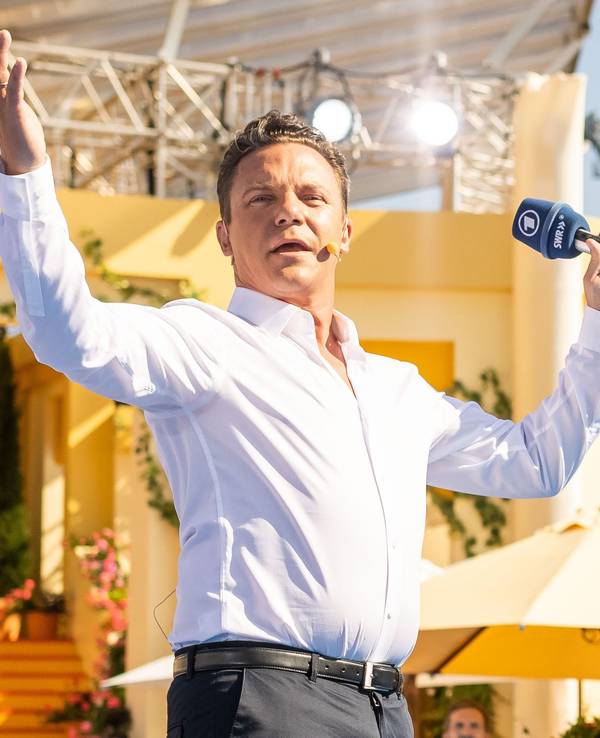 Stefan Mross 2021 während der Liveübertragung der Sendung „Immer wieder Sonntags“