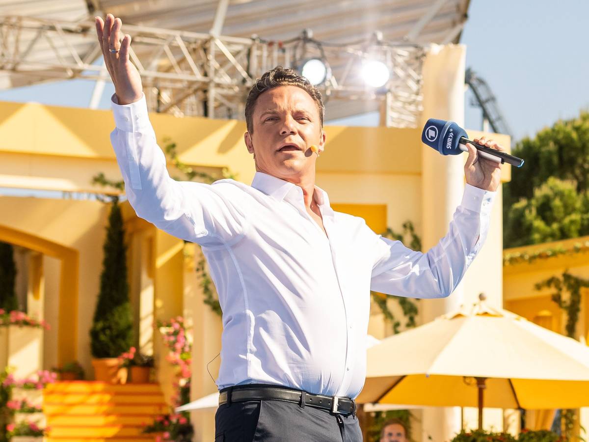 Stefan Mross 2021 während der Liveübertragung der Sendung „Immer wieder Sonntags“