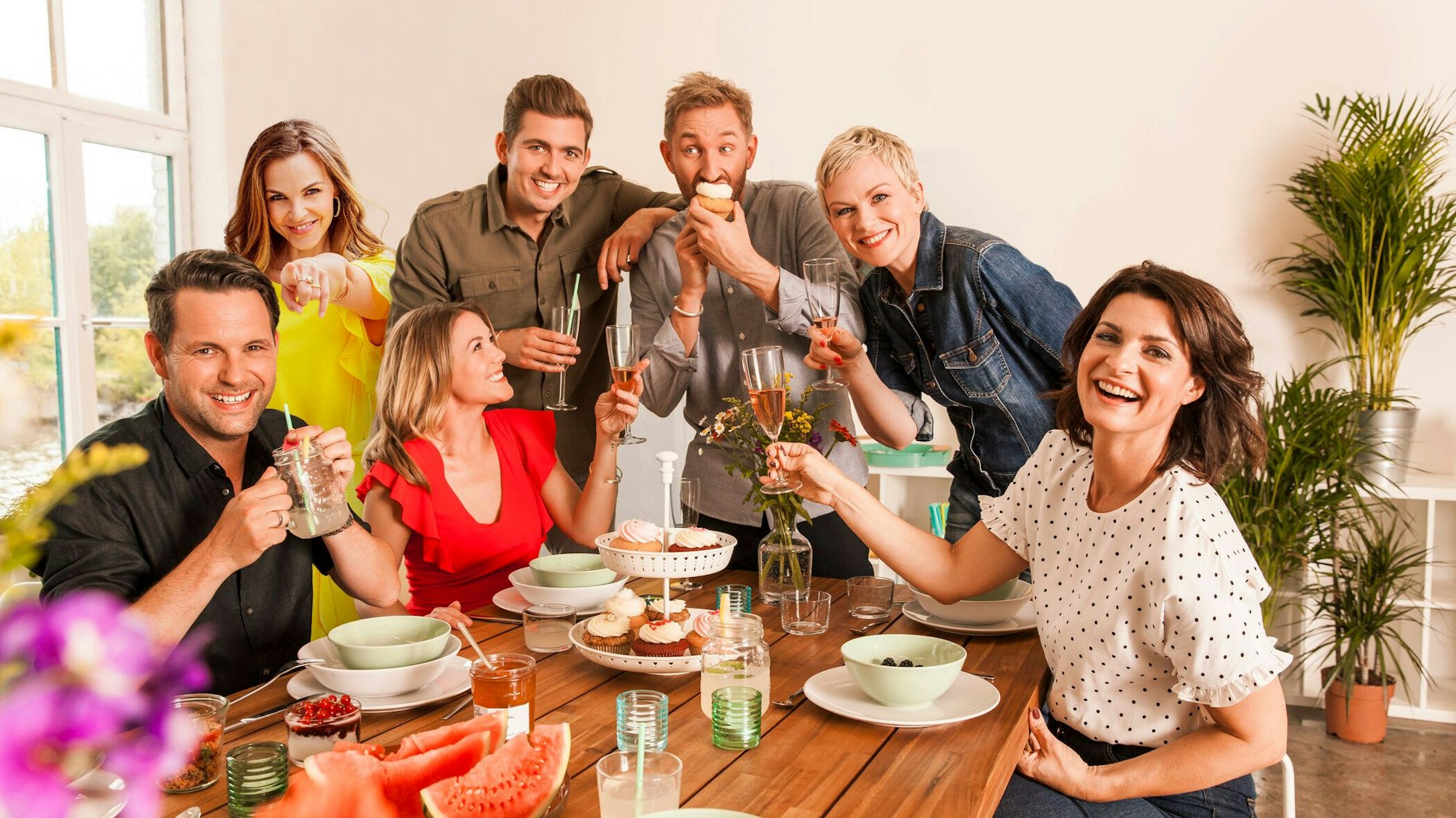 Das "SAT.1-Frühstücksfernsehen" lädt zum Sonntagsbrunch: SAT.1 zeigt die beliebteste Morning-Show Deutschlands vom 24. Oktober 2021 bis Weihnachten (9:00 bis 11:00 Uhr) auch am Sonntag.