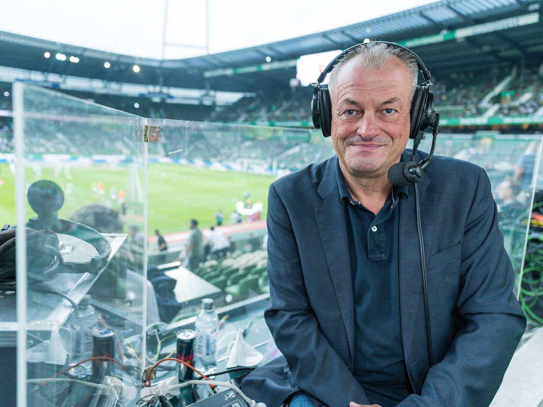 SPORT1 Kommentator Markus Höhner im Einsatz.