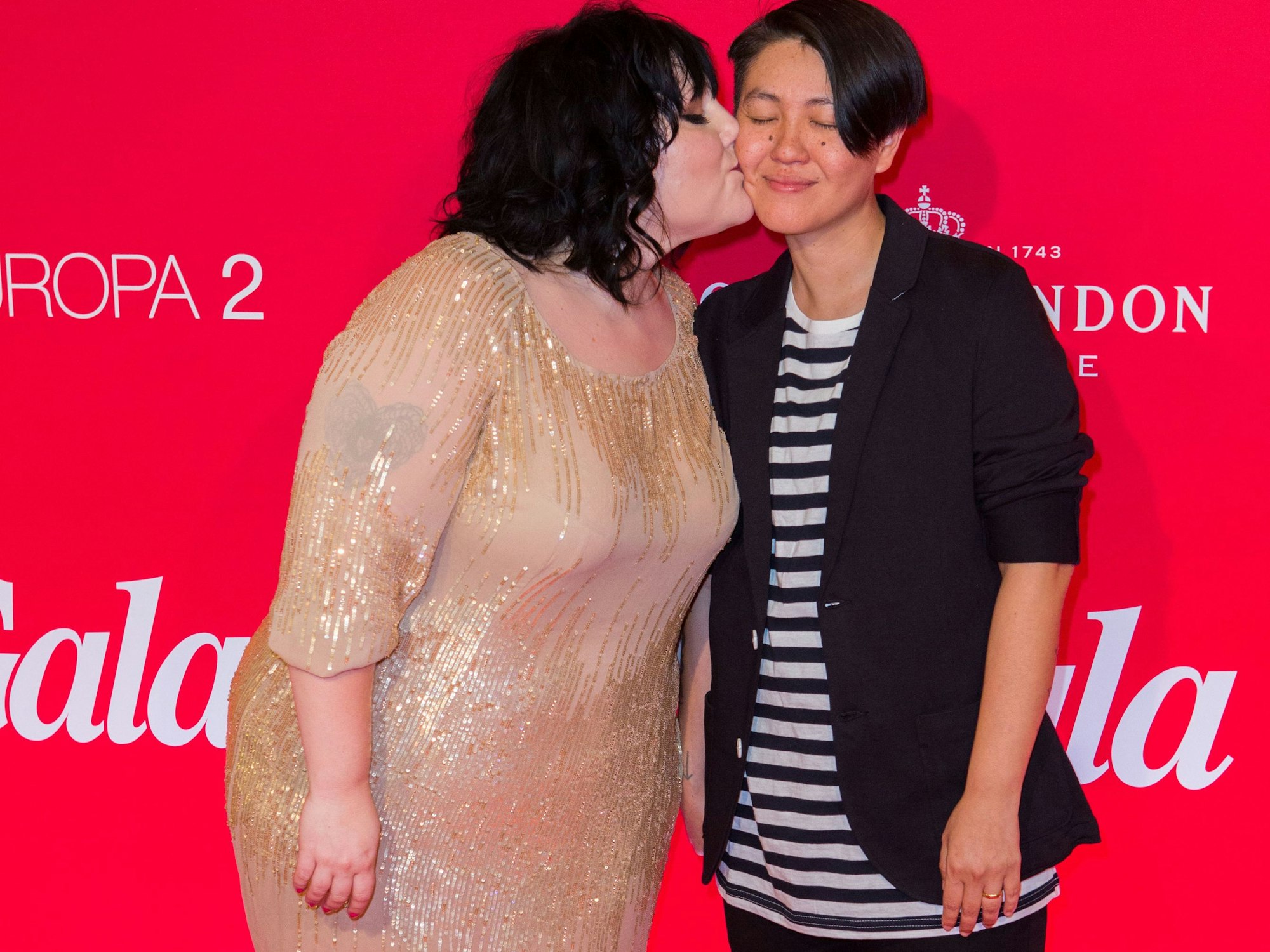 Beth Ditto und ihre Ehefrau Kristin Ogata kamen am 07.06.2014 zur „20 Jahre Gala“-Jubiläumsfeier auf der „MS Europa 2“ in Hamburg.