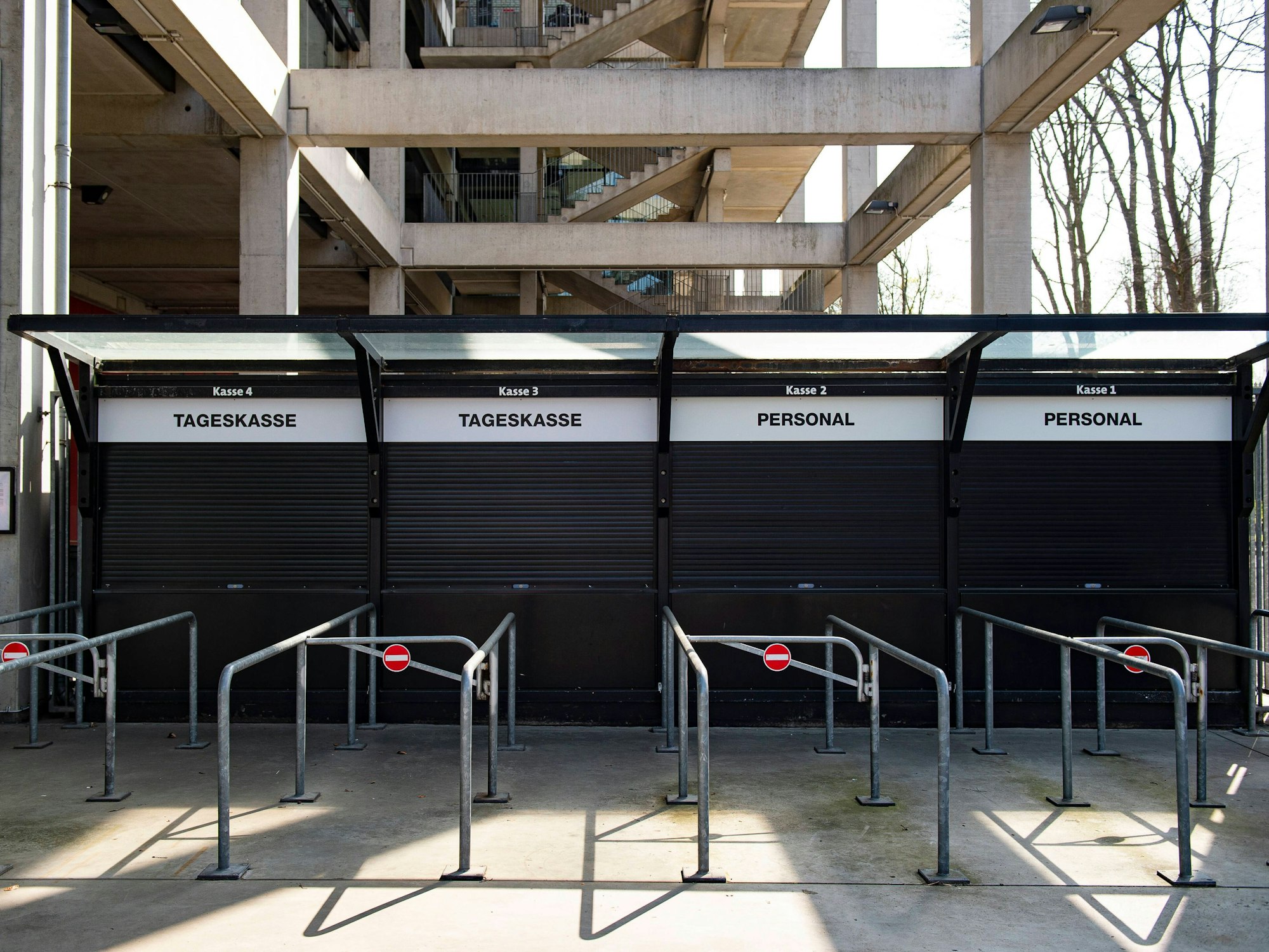 Die Ticketschalter am Rhein-Energie-Stadion