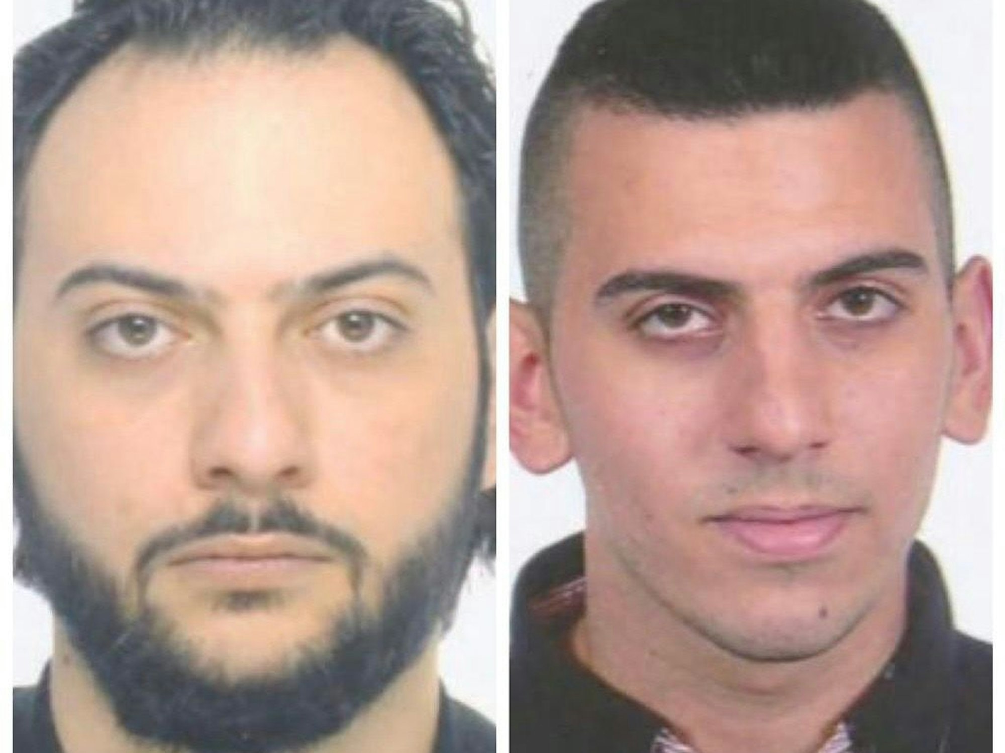 Zwei Männer schauen auf einem Fahndungsfoto in die Kamera.