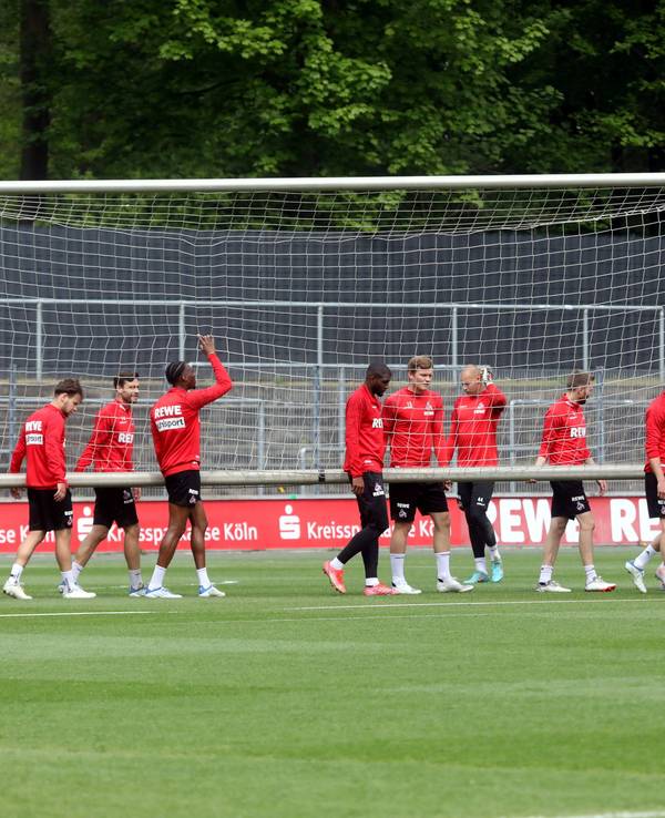 Der 1. FC Köln trainiert am Geißbockheim