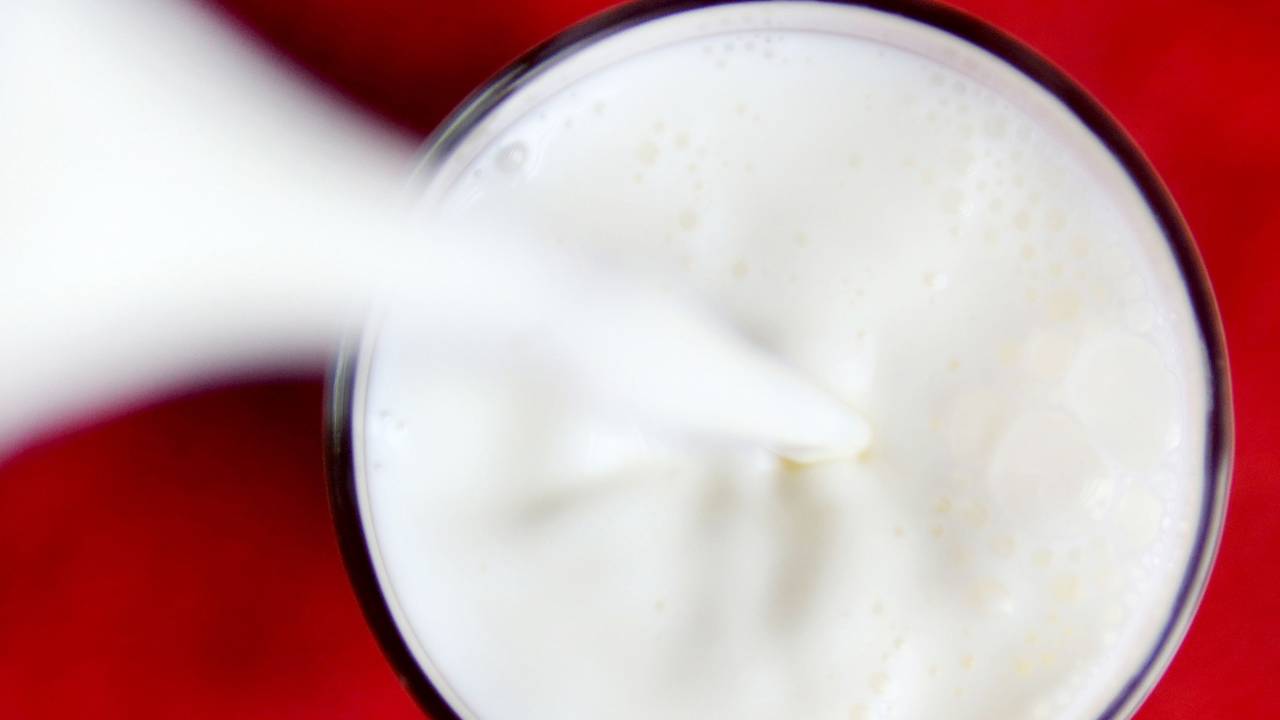 Pflanzliche Milch: Bei einer Milch-Alternative aus Hafer gibt es nun einen großen Rückruf. Unser Symbolbild wurde 2013 geschossen.