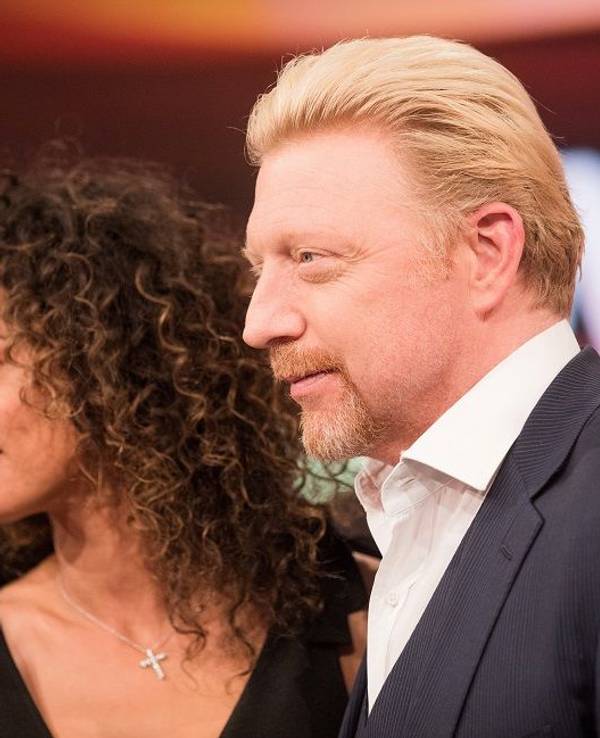 Lilly und Ex-Tennisstar Boris Becker stehen bei der Aufzeichnung einer Quizshow am 31. März 2017 nebeneinander.