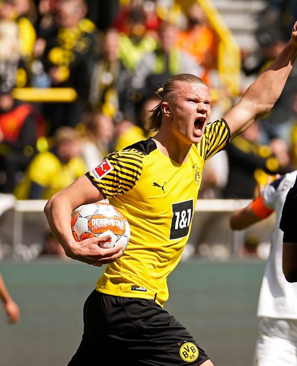 Erling Haaland jubelt über sein Tor gegen den VfL Bochum.
