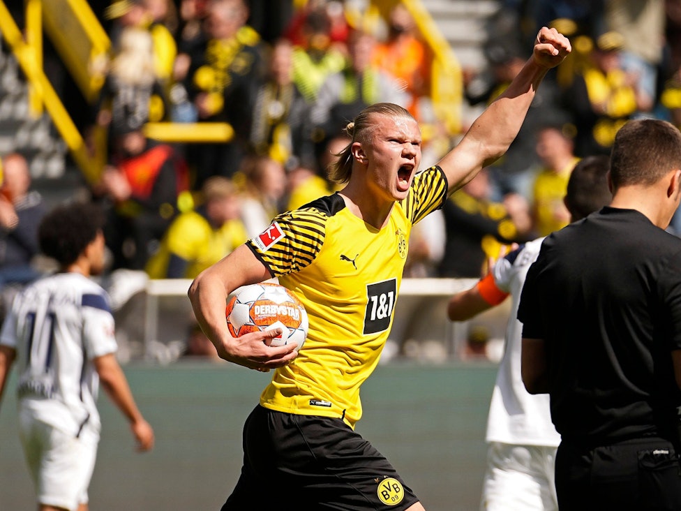 Erling Haaland jubelt über sein Tor gegen den VfL Bochum.