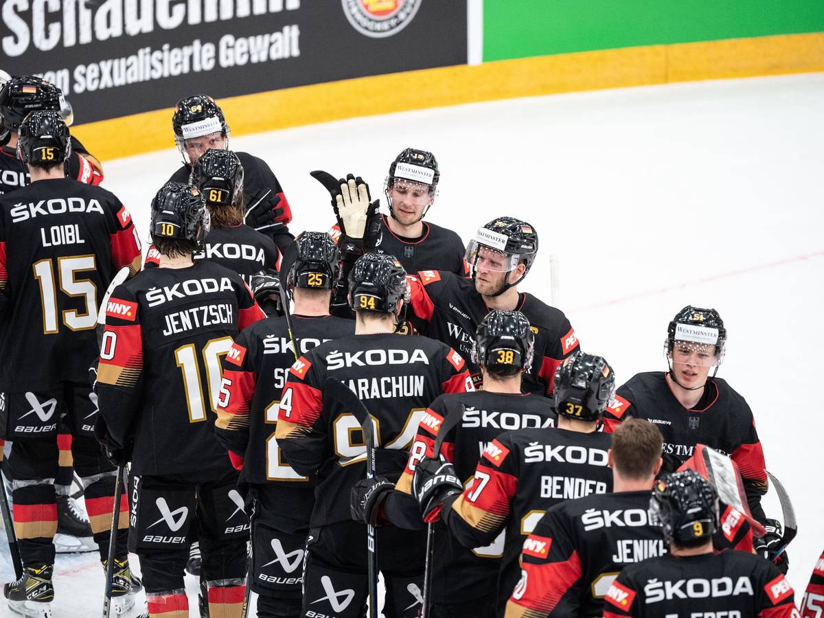Shakehands bei den Nationalspielern Deutschlands