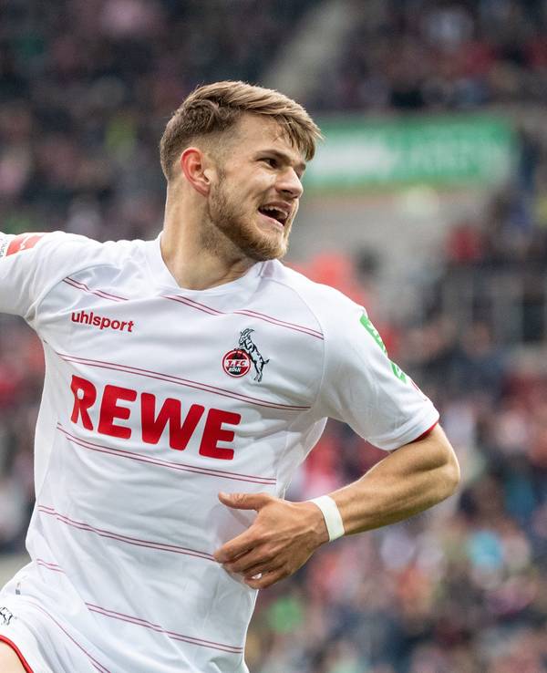 Jan Thielmann jubelt über sein Tor gegen Augsburg.