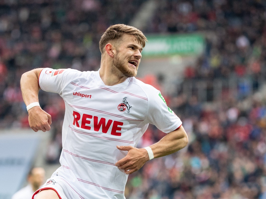 Jan Thielmann jubelt über sein Tor gegen Augsburg.