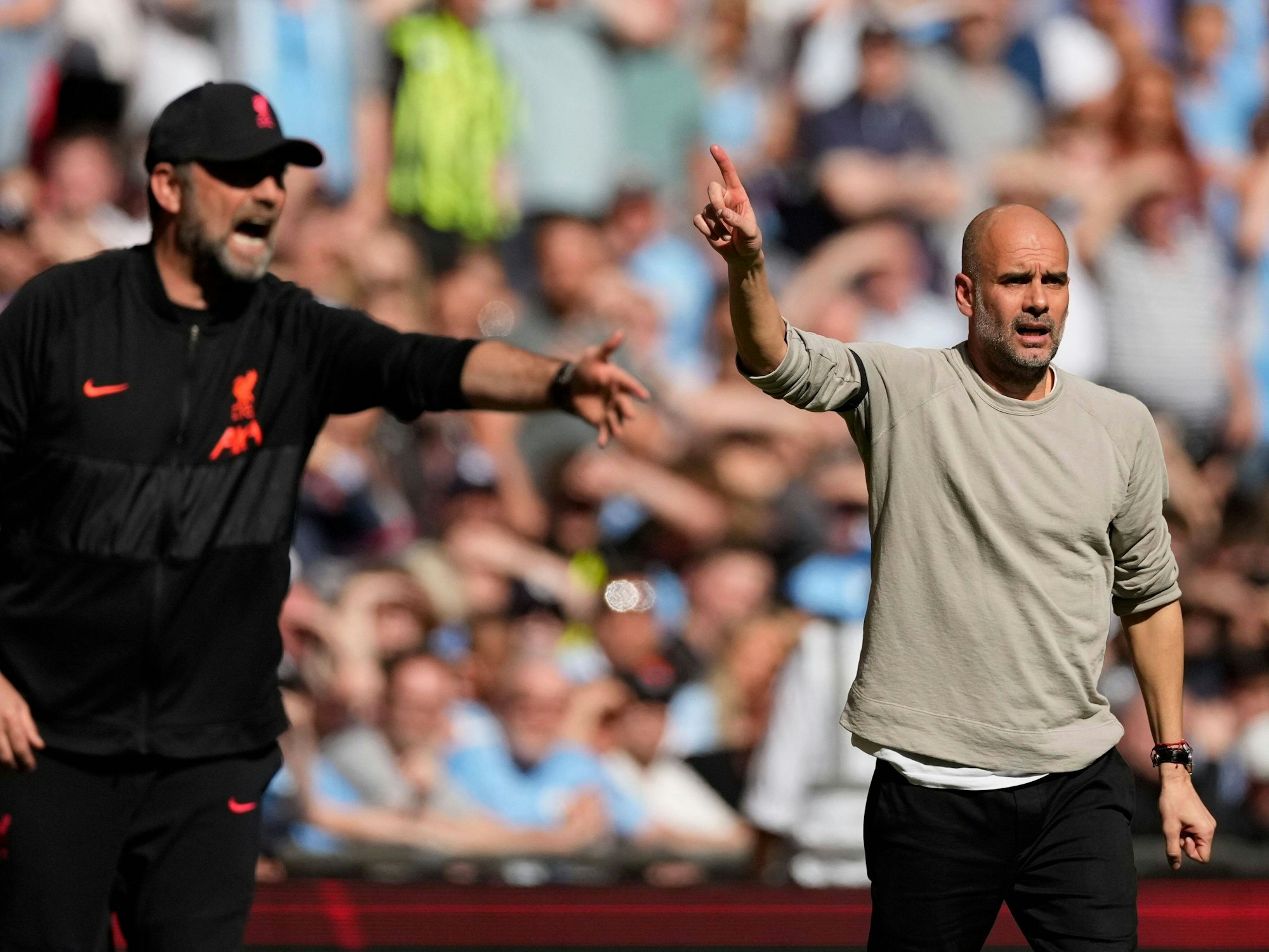 Jürgen Klopp gegen Pep Guardiola an der Seitenlinie.