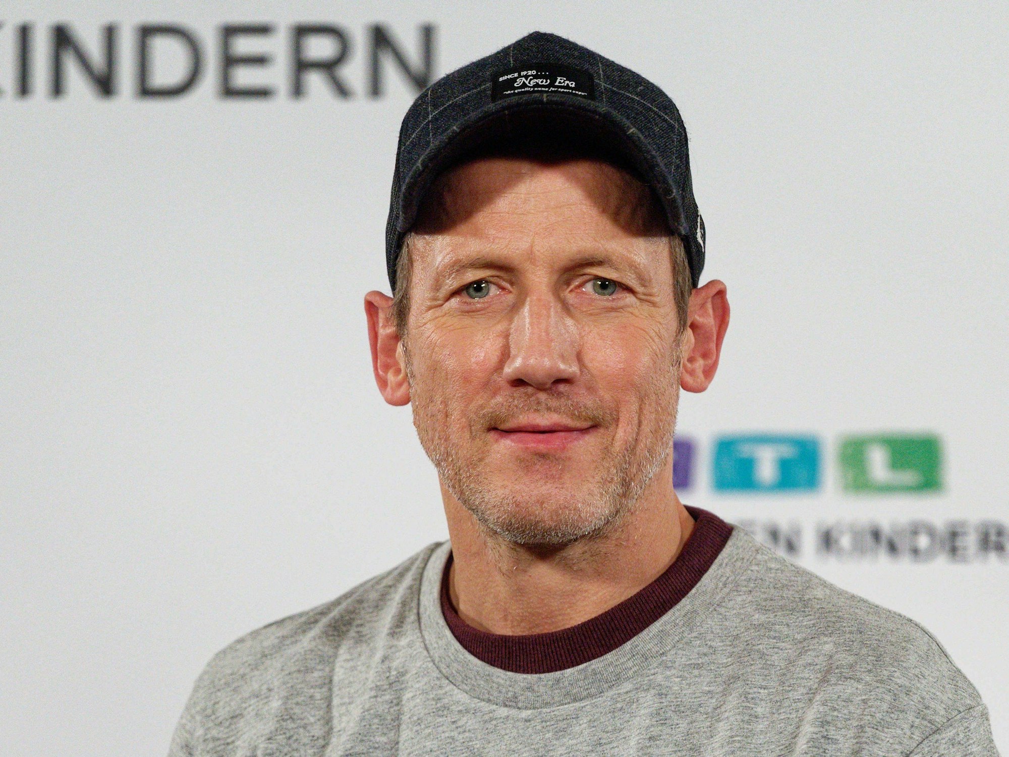 Tatort-Star Wotan Wilke Möhring beim 26. RTL-Spendenmarathon im November 2021.