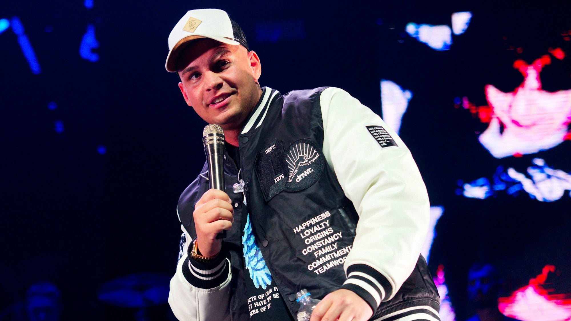 Pietro Lombardi tritt am 11. März 2022 bei einem Konzert im Ufo Berlin auf.