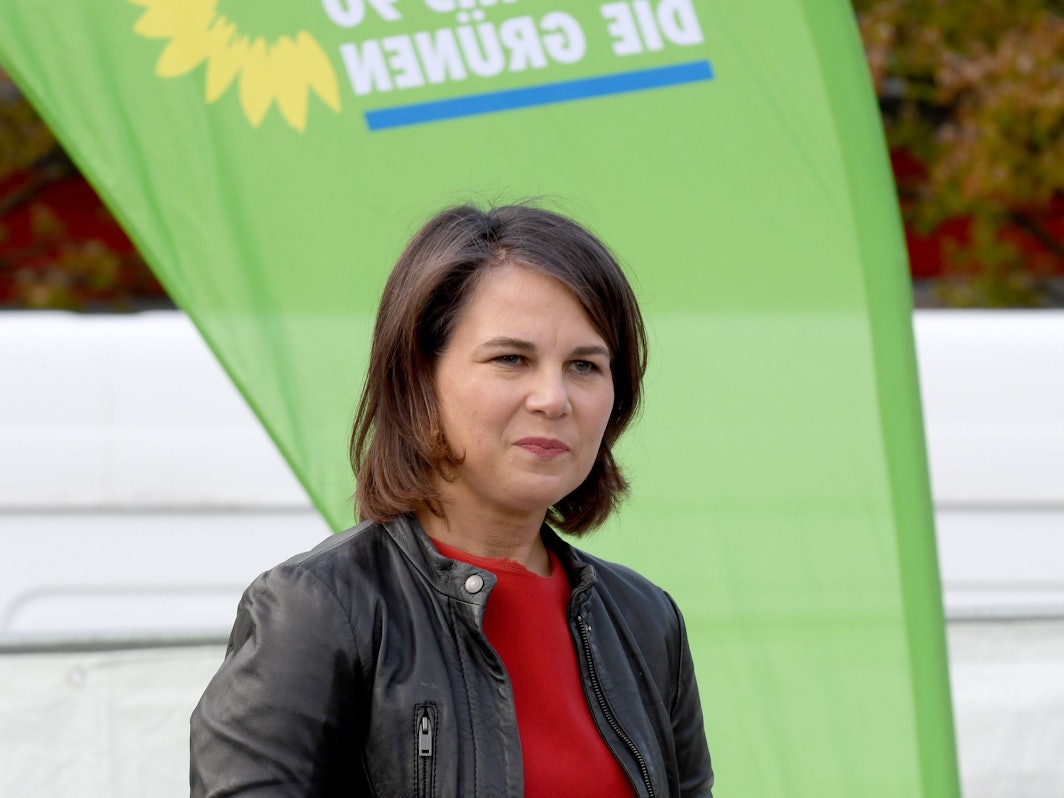 Grünen-Wahlkampf
Bundesaußenministerin Annalena Baerbock (41) auf dem Rathausmarkt in Ahrensburg am 30.04.2022.