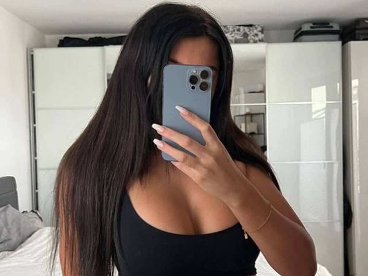 Das Instagram-Selfie zeigt die Kölner Fitness-Influencerin Lisa Del Piero.