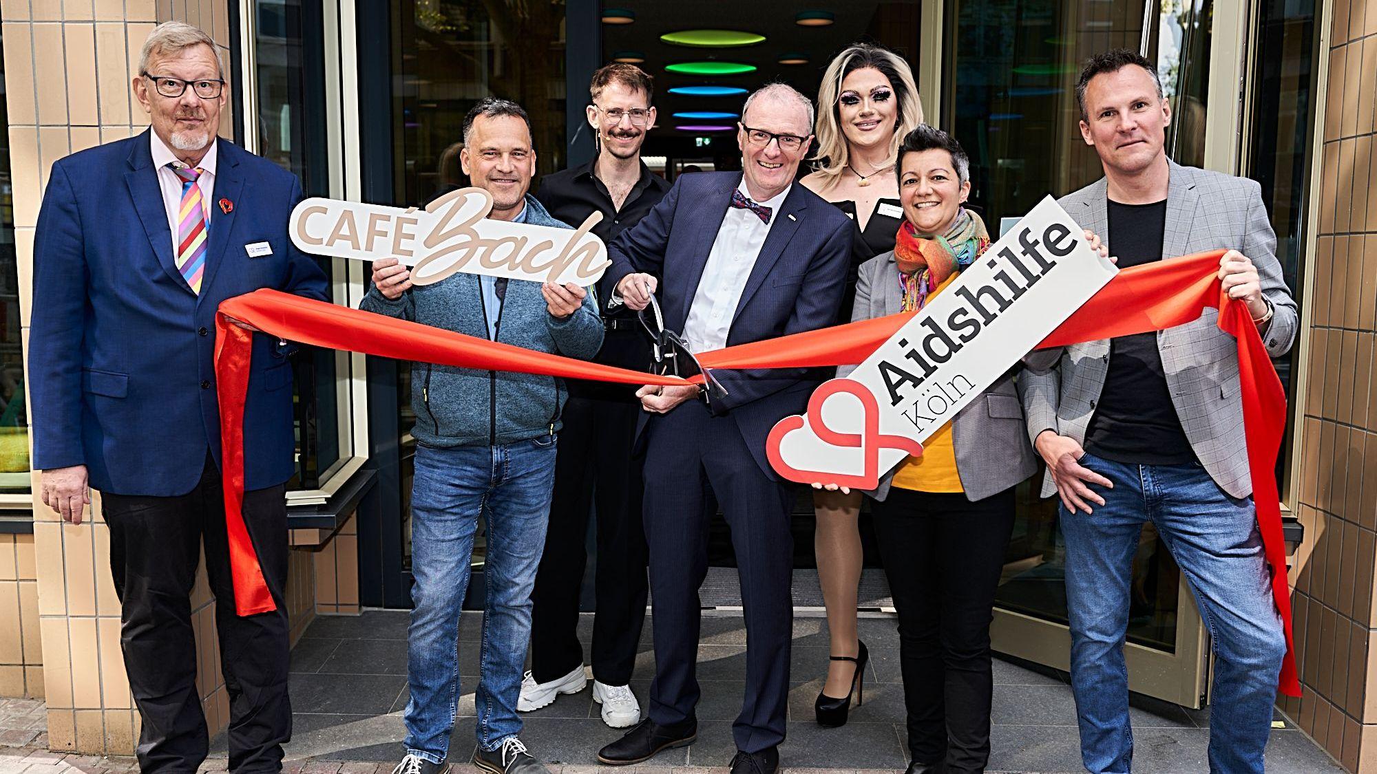 Die Eröffnung des Café Bach am Heumarkt