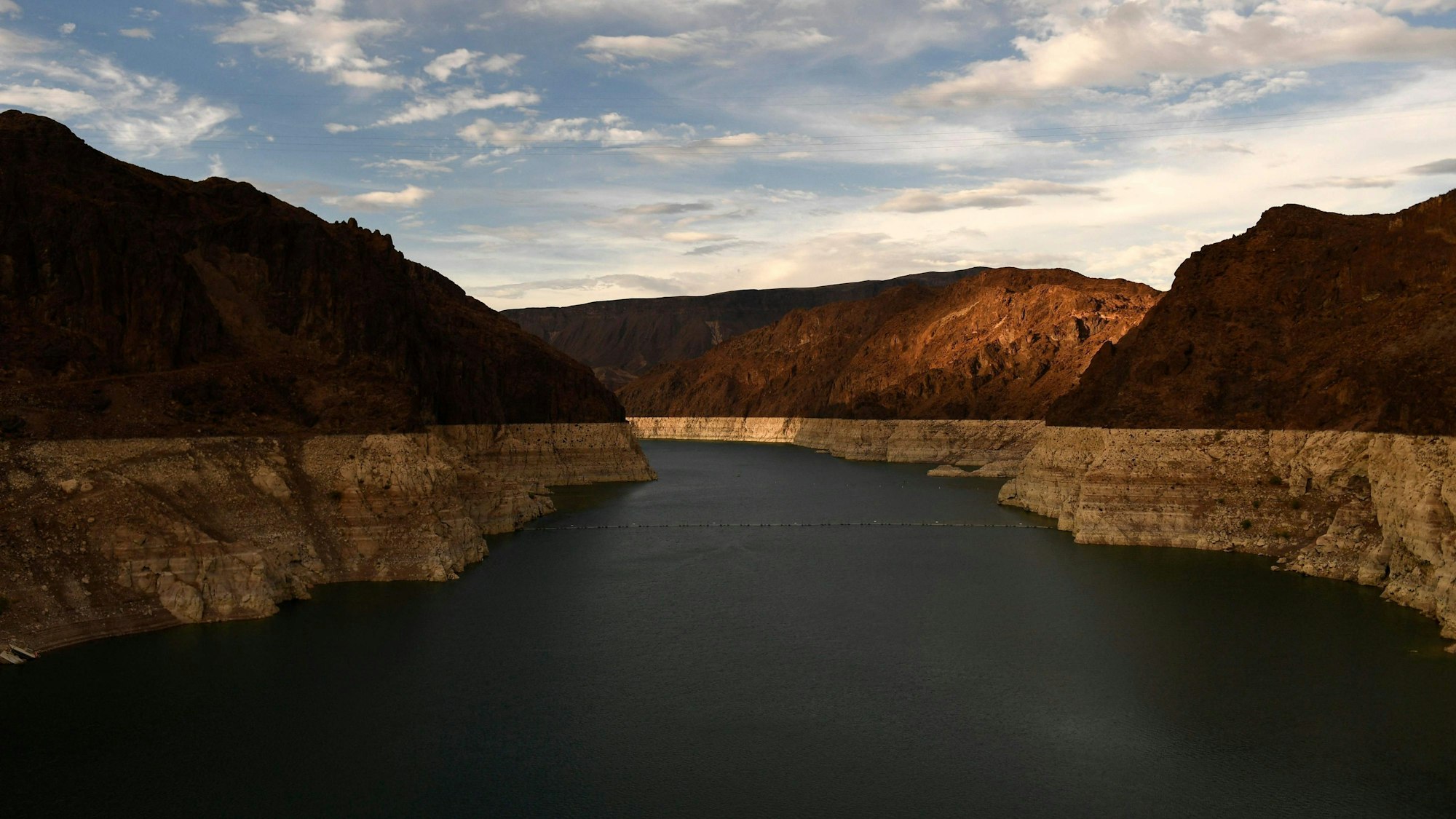 Der Lake Mead in Nevada (hier auf einem Archivfoto vom Juli 2019): Die anhaltende Trockenheit in dem US-Bundesstaat haben den Wasserstand in dem Stausee herabsinken lassen.