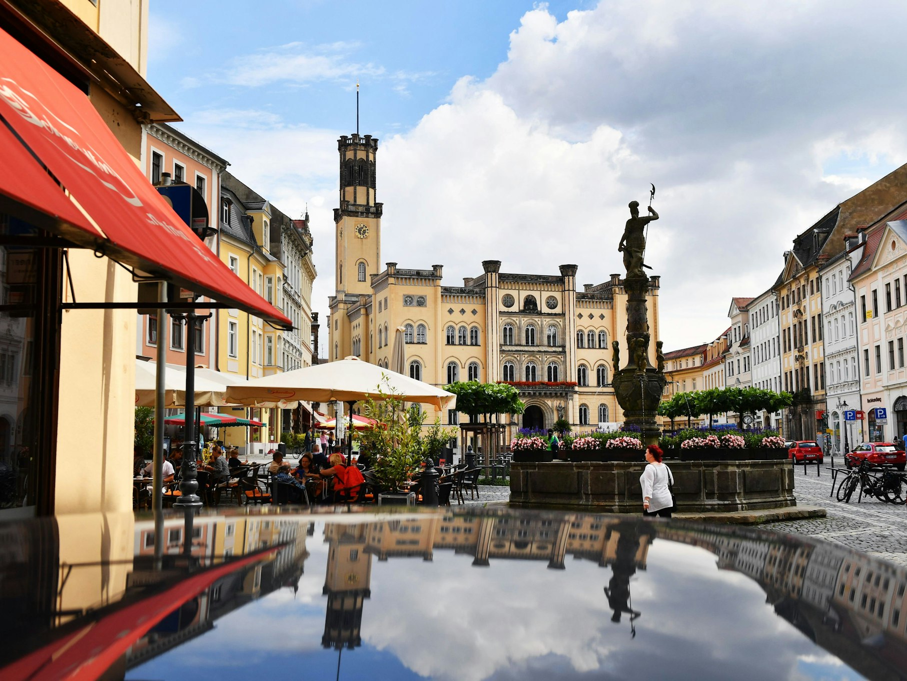 Der Mittelland-Radweg endet in der historischen Altstadt von Zittau.
