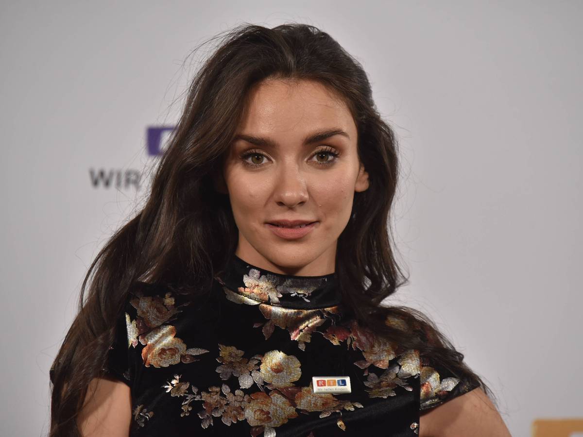 Sängerin Emilija Wellrock zu Gast beim 26. RTL Spendenmarathon wir helfen Kindern