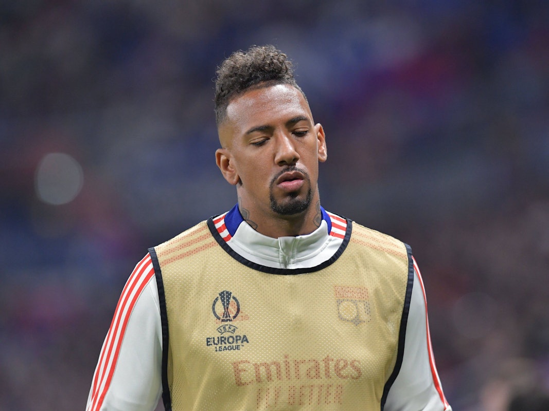 Jerome Boateng im Aufwärm-Leibchen.