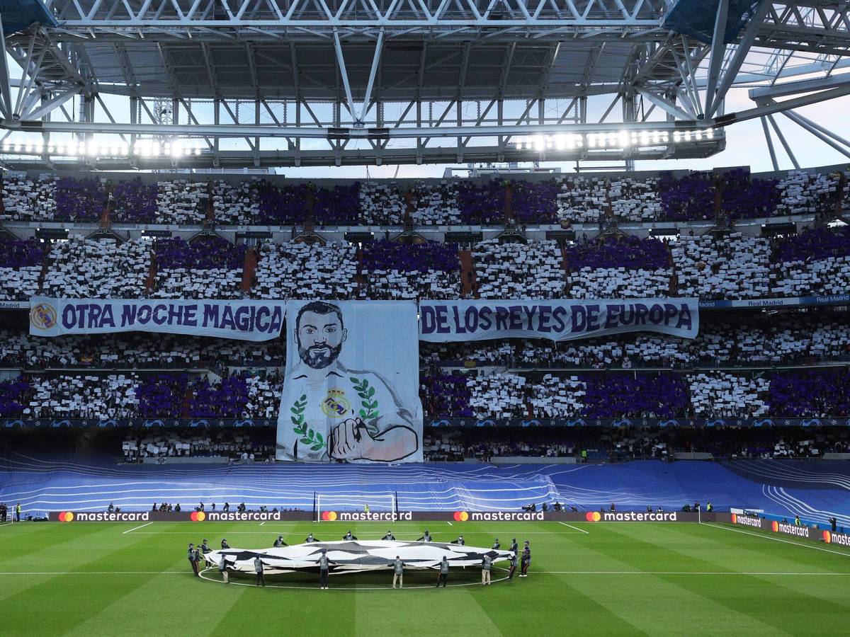 Im Estadio Santiago Bernabéu prangt im Halbfinale der Champions League gegen Manchester City neben der großen Choreografie auch das gewohnte blaue Banner im Unterrang.